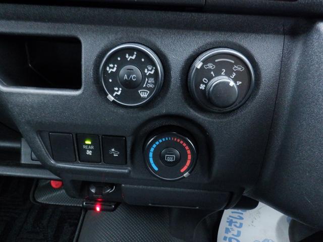 ハイエースワゴン ＤＸ　パワースライドドア・バックカメラ・リヤヒーター・リヤクーラー・ドラレコ・寒冷地仕様・オートハイビーム・ミラーヒーター・ＥＴＣ・セーフティセンス・キーレス・ライトレベライザー（18枚目）