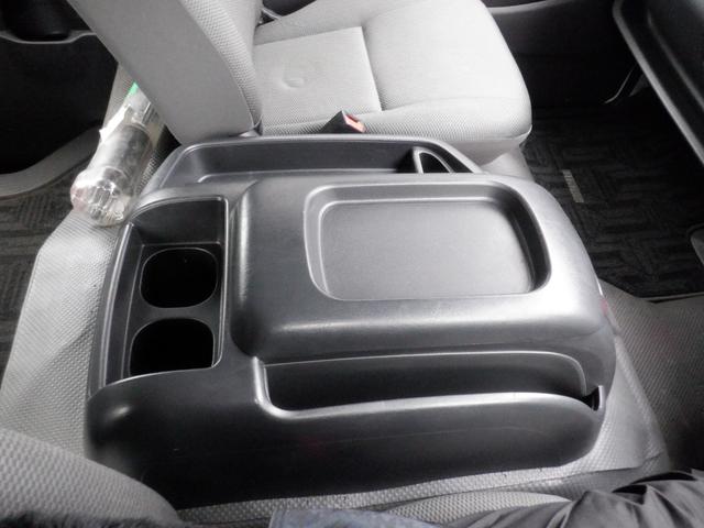 ハイエースワゴン ＤＸ　パワースライドドア・バックカメラ・リヤヒーター・リヤクーラー・ドラレコ・寒冷地仕様・オートハイビーム・ミラーヒーター・ＥＴＣ・セーフティセンス・キーレス・ライトレベライザー（28枚目）