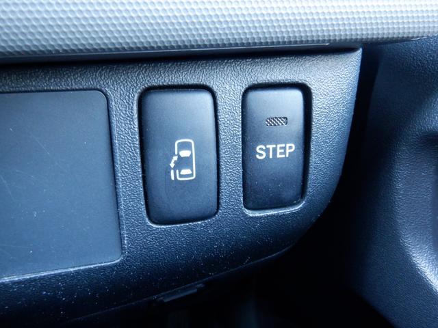 ハイエースバン ウェルキャブＣロング　車椅子リフト・オートステップ・左パワースライドドア・純正ラジオ・寒冷地仕様・リヤヒーター・リヤクーラー・ＰＷＲ　ＨＥＡＴ・ヘッドライトレベライザー・ハロゲンヘッドライト（17枚目）