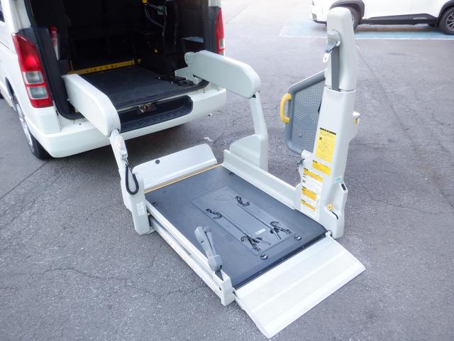 ハイエースバン ウェルキャブＣロング　車椅子リフト・オートステップ・左パワースライドドア・純正ラジオ・寒冷地仕様・リヤヒーター・リヤクーラー・ＰＷＲ　ＨＥＡＴ・ヘッドライトレベライザー・ハロゲンヘッドライト（28枚目）