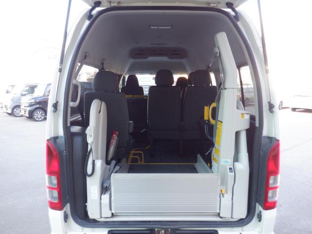 ハイエースバン ウェルキャブＣロング　車椅子リフト・オートステップ・左パワースライドドア・純正ラジオ・寒冷地仕様・リヤヒーター・リヤクーラー・ＰＷＲ　ＨＥＡＴ・ヘッドライトレベライザー・ハロゲンヘッドライト（33枚目）