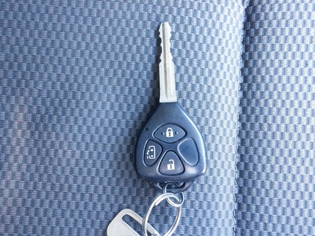 ハイエースバン ウェルキャブＣロング　車椅子リフト・オートステップ・左パワースライドドア・純正ラジオ・寒冷地仕様・リヤヒーター・リヤクーラー・ＰＷＲ　ＨＥＡＴ・ヘッドライトレベライザー・ハロゲンヘッドライト（34枚目）