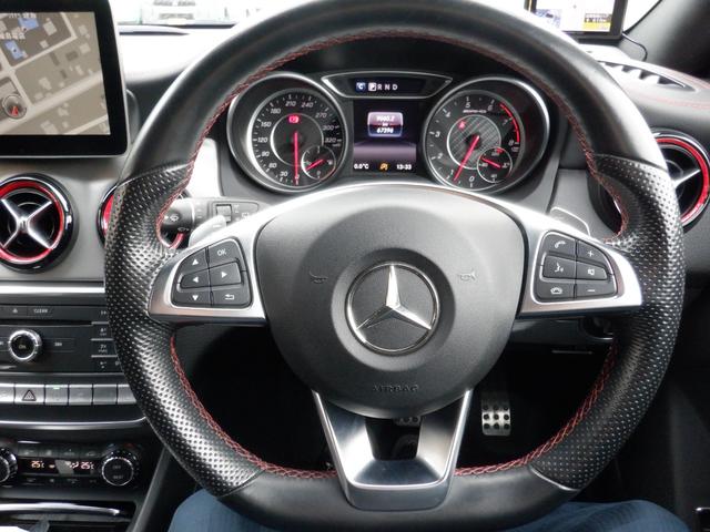 �X�e�A�����O�X�C�b�`���ځ�