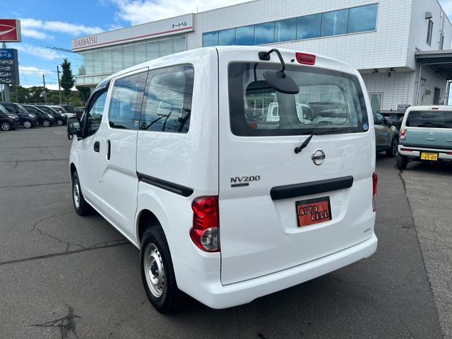 ＮＶ２００バネットバン ＤＸ　全国１年保証付・４ＷＤ・キーレス・ブレーキサポート・横滑り防止　衝突防止システム　エアバッグ　エアコン　パワーステアリング　パワーウィンドウ　ＡＢＳ（6枚目）