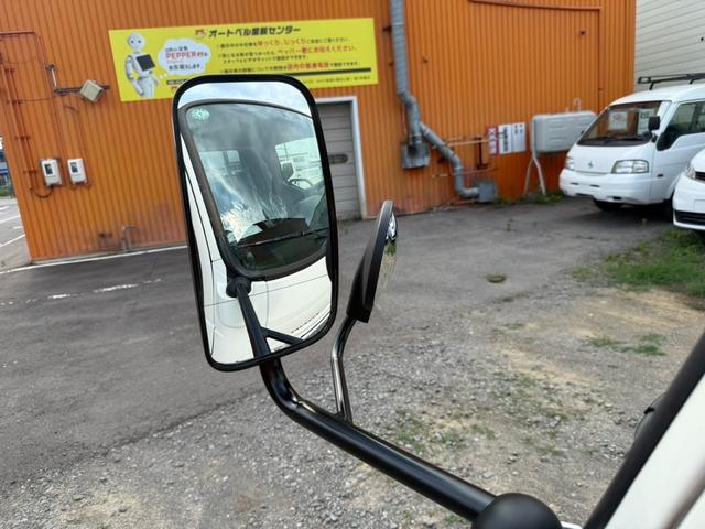 ダイナトラック パワーゲート付・レンタ歴有り　・ＡＴ・４ＷＤ・パワーゲート付・オートライト・横滑り防止装置・ヘッドライトウォッシャー・排ガス浄化装置・オートハイビーム・パーキングセンサー・レーンキープアシスト・ブレーキサポート・バックカメラ（39枚目）