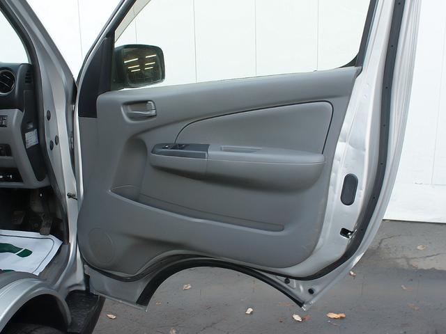 NV350キャラバンバン ロングDXターボ 4WD ナビTV キーレス 切替4WD パワーヒート リアヒーター リアクーラー 両側スライドドア 助手席エアバッグ デイトナホイール ライトレベライザー ドライブレコーダー バックカメラ ETC(13枚目)