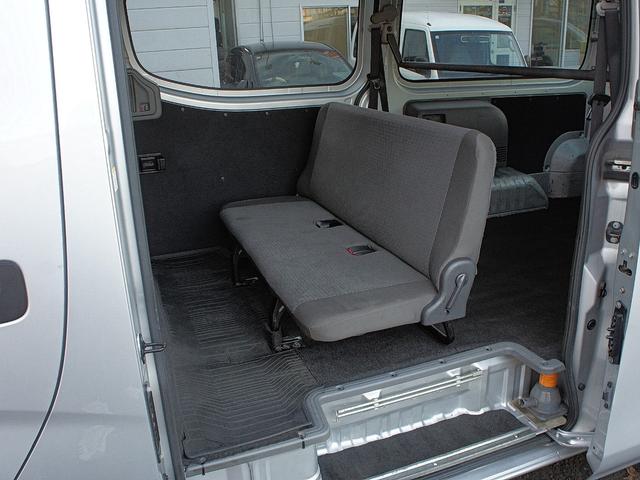 NV350キャラバンバン ロングDXターボ 4WD ナビTV キーレス 切替4WD パワーヒート リアヒーター リアクーラー 両側スライドドア 助手席エアバッグ デイトナホイール ライトレベライザー ドライブレコーダー バックカメラ ETC(28枚目)