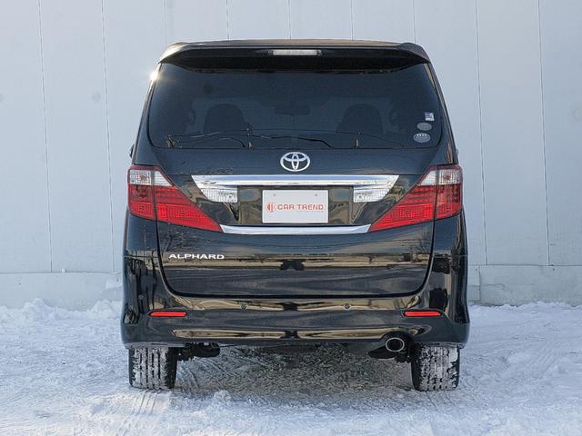 アルファード ２４０Ｓ　４ＷＤ　ナビＴＶ　スマートキー　プッシュスタート　両側パワースライド　フリップダウンモニター　コーナーセンサー　セカンドオットマン　オートライト　オートＡＣ　バックカメラ　ステアリングスイッチ　ＥＴＣ（7枚目）
