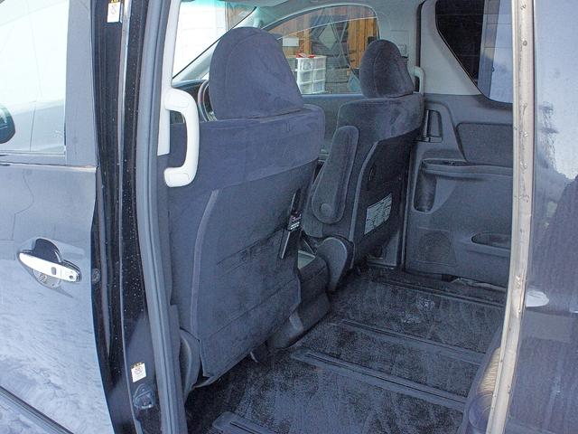 アルファード ２４０Ｓ　４ＷＤ　ナビＴＶ　スマートキー　プッシュスタート　両側パワースライド　フリップダウンモニター　コーナーセンサー　セカンドオットマン　オートライト　オートＡＣ　バックカメラ　ステアリングスイッチ　ＥＴＣ（33枚目）