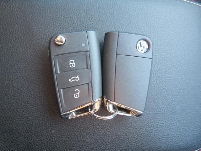 ティグアン ＴＤＩ　４モーション　Ｒライン　レザーシートパッケージ／４ＷＤ／ディーゼル／黒革シート／ＴＶ／ナビ／ＥＴＣ／電動ゲート／ＬＥＤヘッドライト／ＨＵＤ／バックカ（58枚目）