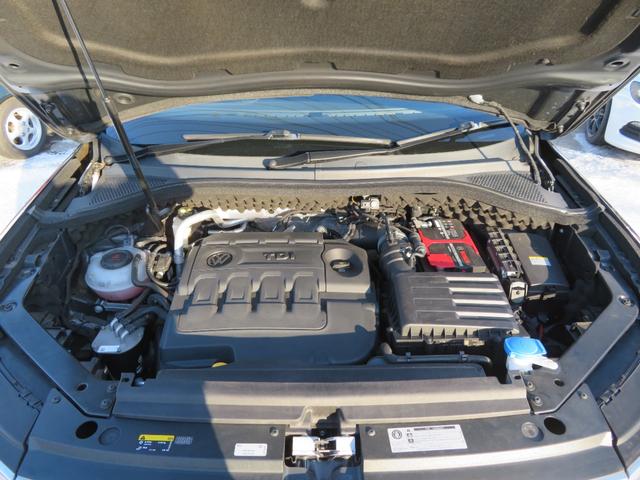 ティグアン ＴＤＩ　４モーション　Ｒライン　レザーシートパッケージ／４ＷＤ／ディーゼル／黒革シート／ＴＶ／ナビ／ＥＴＣ／電動ゲート／ＬＥＤヘッドライト／ＨＵＤ／バックカ（59枚目）