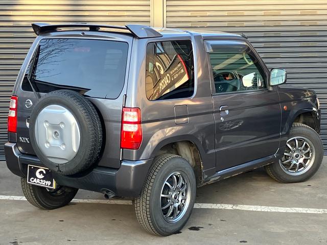 キックス RX 4WD 夏冬タイヤ AT 運転席シートヒーター 切換4WD 電動格納ミラー フォグランプ キーレス(13枚目)