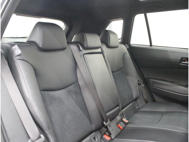 カローラクロス ＧＲスポーツ　寒冷地仕様車♪ムーンルーフ♪ＡＣ１００Ｖ１５００Ｗ付き♪１０．５インチディスプレイオーディオ♪パーキングアシスト♪トヨタ純正ドラレコ前後付き♪ステアリング革巻き♪全方位カメラ♪シートヒーター♪ＢＳＭ♪（14枚目）