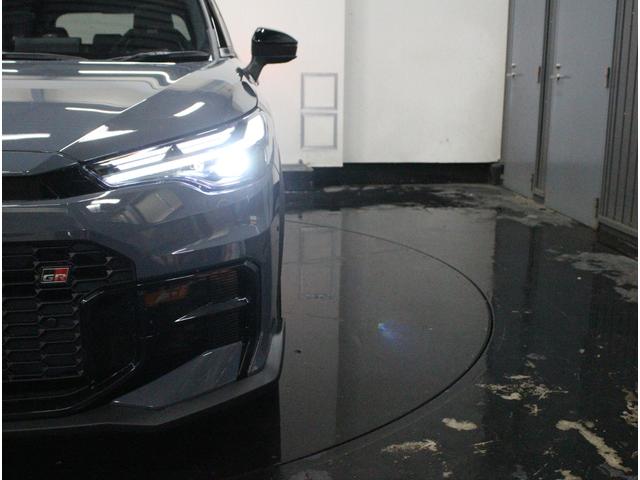 カローラクロス ＧＲスポーツ　寒冷地仕様車♪ムーンルーフ♪ＡＣ１００Ｖ１５００Ｗ付き♪１０．５インチディスプレイオーディオ♪パーキングアシスト♪トヨタ純正ドラレコ前後付き♪ステアリング革巻き♪全方位カメラ♪シートヒーター♪ＢＳＭ♪（43枚目）