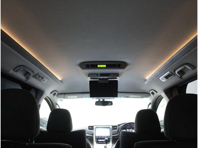 ヴェルファイアハイブリッド ＺＲ　純正９インチナビＴＶ♪純正フリップダウンモニター♪バックカメラ♪クルーズコントロール♪クリアランスソナー♪パワーシート♪パワーバックドア♪ナノイー搭載♪ビルトインＥＴＣ♪（12枚目）