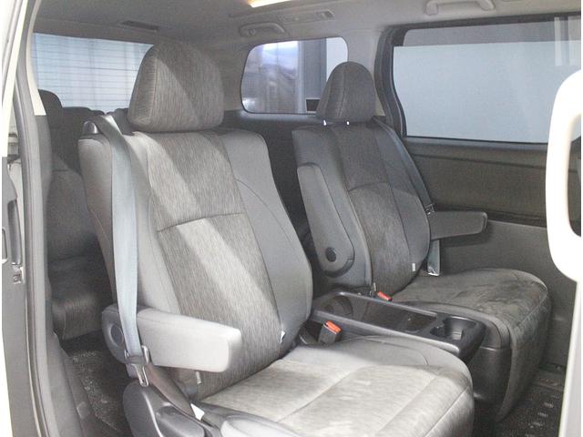 ヴェルファイアハイブリッド ＺＲ　純正９インチナビＴＶ♪純正フリップダウンモニター♪バックカメラ♪クルーズコントロール♪クリアランスソナー♪パワーシート♪パワーバックドア♪ナノイー搭載♪ビルトインＥＴＣ♪（14枚目）