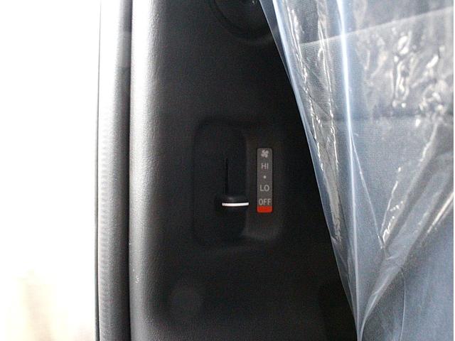 ハイエースバン ロングスーパーＧＬ　寒冷地仕様車♪デジタルインナーミラー♪両側パワースライドドア♪プッシュスタート♪スマートキー♪ＬＥＤライト♪全方位カメラ♪リアエアコン・ヒーター付き♪ＡＣ１００Ｖ♪クリアランスソナー♪２０ｔｈ記念車（26枚目）