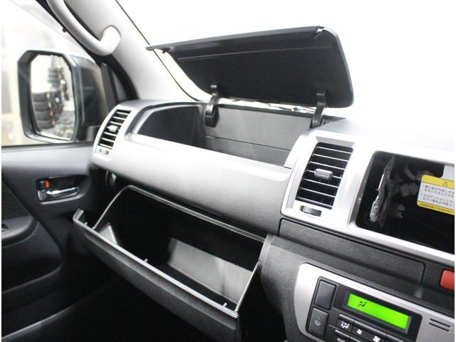 ハイエースバン ロングスーパーＧＬ　寒冷地仕様車♪デジタルインナーミラー♪両側パワースライドドア♪プッシュスタート♪スマートキー♪ＬＥＤライト♪全方位カメラ♪リアエアコン・ヒーター付き♪ＡＣ１００Ｖ♪クリアランスソナー♪２０ｔｈ記念車（34枚目）