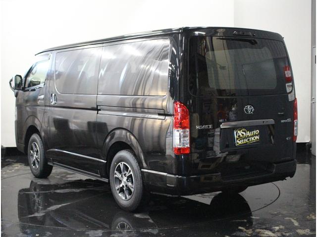 ハイエースバン 　２０ｔｈ記念車♪ディーゼルターボ♪全方位カメラ♪デジタルインナーミラー♪両側パワースライドドア♪プッシュスタート♪スマートキー♪ＬＥＤライト♪トヨタセーフティーセンス♪寒冷地仕様♪リヤヒータークーラー（9枚目）