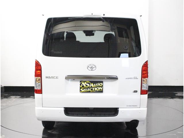 ハイエースバン 　寒冷地仕様♪ダークプライム専用パネル♪デジタルインナーミラー♪両側パワースライドドア♪プッシュスタート♪♪ＬＥＤライト♪２０ｔｈ記念車♪全方位カメラ♪リアエアコン・ヒーター付き♪ＡＣ１００Ｖ♪（3枚目）