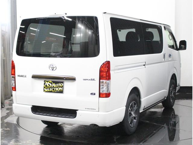 ハイエースバン 　寒冷地仕様♪ダークプライム専用パネル♪デジタルインナーミラー♪両側パワースライドドア♪プッシュスタート♪♪ＬＥＤライト♪２０ｔｈ記念車♪全方位カメラ♪リアエアコン・ヒーター付き♪ＡＣ１００Ｖ♪（8枚目）