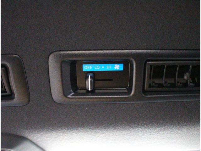 ハイエースバン 　寒冷地仕様♪ダークプライム専用パネル♪デジタルインナーミラー♪両側パワースライドドア♪プッシュスタート♪♪ＬＥＤライト♪２０ｔｈ記念車♪全方位カメラ♪リアエアコン・ヒーター付き♪ＡＣ１００Ｖ♪（25枚目）