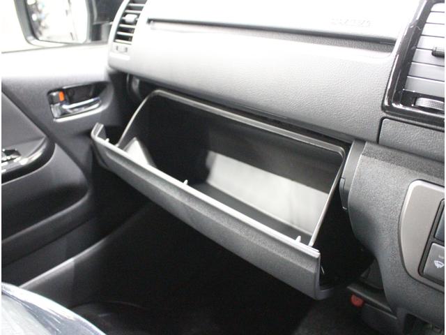 ハイエースバン 　寒冷地仕様♪ダークプライム専用パネル♪デジタルインナーミラー♪両側パワースライドドア♪プッシュスタート♪♪ＬＥＤライト♪２０ｔｈ記念車♪全方位カメラ♪リアエアコン・ヒーター付き♪ＡＣ１００Ｖ♪（28枚目）