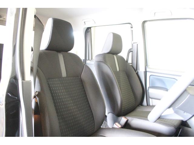 ルーミー カスタムＧ　寒冷地仕様♪９インチディスプレイオーディオ♪ＡｐｐｌｅＣａｒｐｌａｙ・ＡｎｄｒｏｉｄＡｕｔｏ接続可能♪衝突軽減ブレーキ♪両側パワースライドドア♪アイドリングストップ♪ＬＥＤライト♪Ｂｌｕｅｔｏｏｔｈ♪（12枚目）