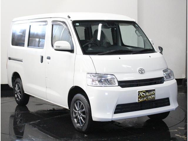 タウンエースバン 　トヨタセーフティーセンス♪Ｗエアバッグ♪リアヒーター付き♪横滑り防止装置♪パワーウィンドウ♪電動格納ミラー♪パナソニック製ナビ♪フルセグＴＶ♪アイドリングストップ♪リアフォグ♪デフロック♪バックモニタ（6枚目）