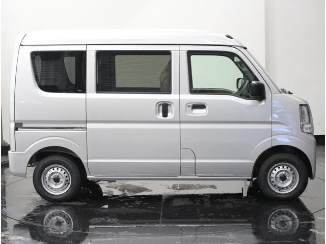 エブリイ PAリミテッド 衝突軽減ブレーキ♪衝突軽減ブレーキ♪アイドリングストップ♪クリアランスソナー♪パートタイム4WD♪USB充電可能♪オートライト♪(4枚目)