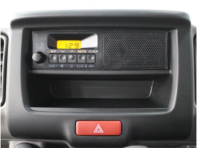 エブリイ PAリミテッド 衝突軽減ブレーキ♪衝突軽減ブレーキ♪アイドリングストップ♪クリアランスソナー♪パートタイム4WD♪USB充電可能♪オートライト♪(10枚目)