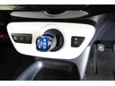 　トヨタセーフティーセンス　衝突軽減ブレーキ　クルーズコントロール　社外ナビ　Ｂｌｕｅｔｏｏｔｈオーディオ　プッシュスタート　スマートキー　ドライブレコーダー(11枚目)