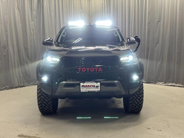 ハイラックス Ｚ　４ＷＤ　ディーゼルターボ　リフトアップ　リアデフロック　ＧＲフロントバンパー　スマートトップキャノピー　オーバーフェンダー　マッドタイヤ　サイドトレイルバー　バグガード　地デジナビ　バックカメラ（52枚目）
