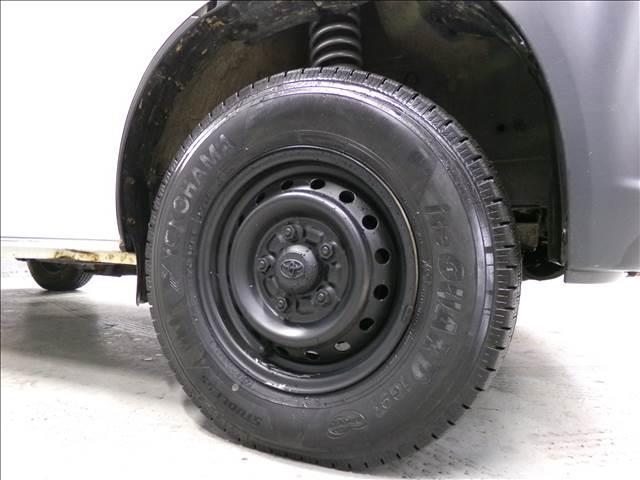 ライトエーストラック ＤＸ　４ＷＤ　オートマ　リフトアップ　フロントカメラ　ＫＩＮＧＳシートカバー　エアバッグ　ＡＢＳ　オートマ　センターデフロック　三方開き　４ナンバー　本州仕入（7枚目）