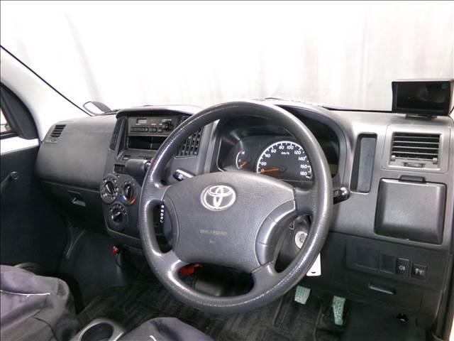 ライトエーストラック ＤＸ　４ＷＤ　オートマ　リフトアップ　フロントカメラ　ＫＩＮＧＳシートカバー　エアバッグ　ＡＢＳ　オートマ　センターデフロック　三方開き　４ナンバー　本州仕入（14枚目）