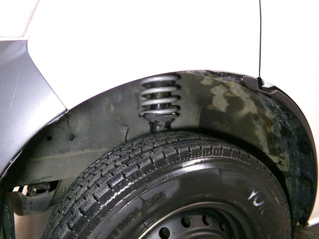 ライトエーストラック ＤＸ　４ＷＤ　オートマ　リフトアップ　フロントカメラ　ＫＩＮＧＳシートカバー　エアバッグ　ＡＢＳ　オートマ　センターデフロック　三方開き　４ナンバー　本州仕入（29枚目）