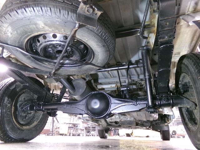 ライトエーストラック ＤＸ　４ＷＤ　オートマ　リフトアップ　フロントカメラ　ＫＩＮＧＳシートカバー　エアバッグ　ＡＢＳ　オートマ　センターデフロック　三方開き　４ナンバー　本州仕入（39枚目）