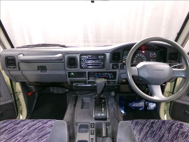 ランドクルーザープラド ＳＸ　ショートボディ　ディーゼルターボ　オートマ　全塗装ナロー　輸出ホイール　グッドリッチＭＴタイヤ　４ナンバー　クリスタルレンズ　タイベル交換済（13枚目）