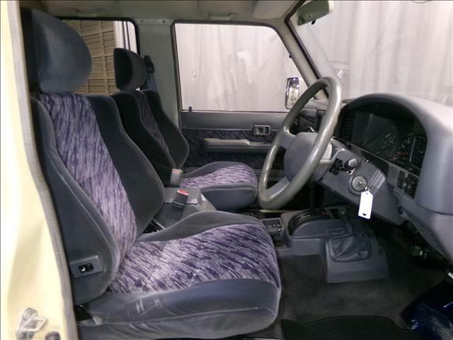 ランドクルーザープラド ＳＸ　ショートボディ　ディーゼルターボ　オートマ　全塗装ナロー　輸出ホイール　グッドリッチＭＴタイヤ　４ナンバー　クリスタルレンズ　タイベル交換済（15枚目）