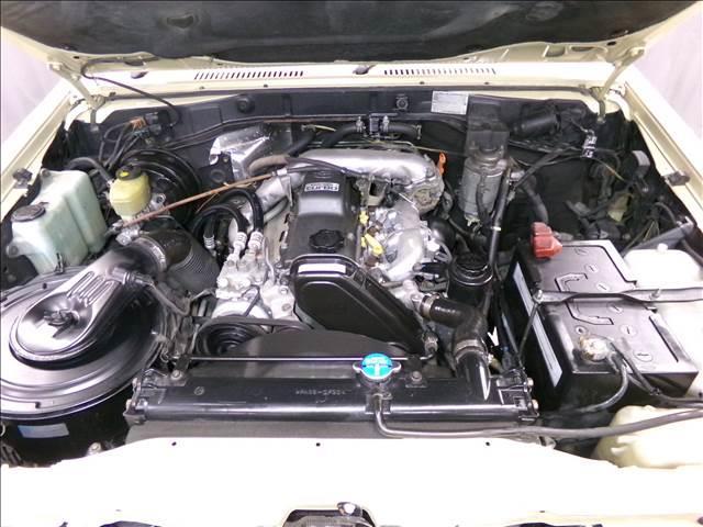 ランドクルーザープラド ＳＸ　ショートボディ　ディーゼルターボ　オートマ　全塗装ナロー　輸出ホイール　グッドリッチＭＴタイヤ　４ナンバー　クリスタルレンズ　タイベル交換済（20枚目）
