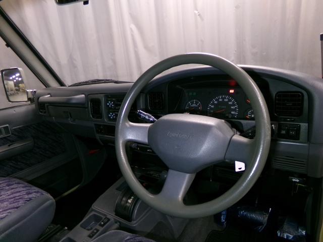 ランドクルーザープラド ＳＸ　ショートボディ　ディーゼルターボ　オートマ　全塗装ナロー　輸出ホイール　グッドリッチＭＴタイヤ　４ナンバー　クリスタルレンズ　タイベル交換済（22枚目）