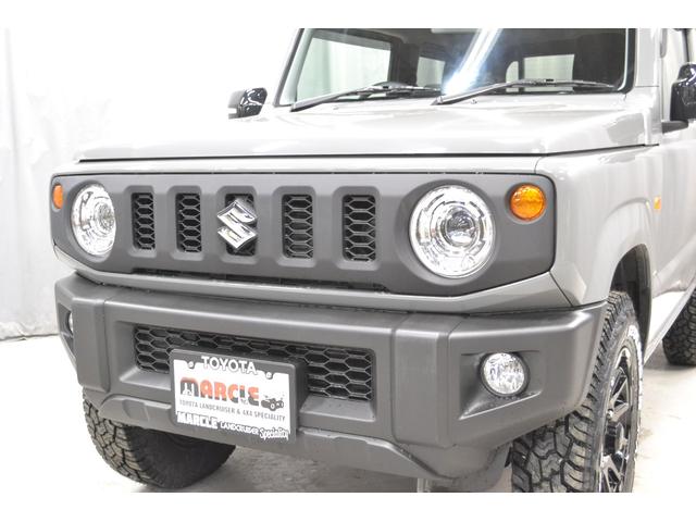 ジムニー XC 4WD LEDヘッドライト 新ジオランダーX-ATタイヤ 新マッドヴァンスAW シートヒーター キーレス ディスプレイオーディオ Bluetooth プッシュスタート ルーフキャリア リアラダー(6枚目)