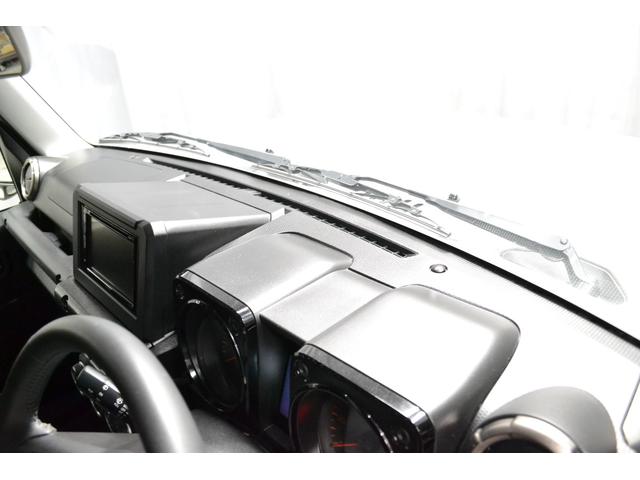 ジムニー XC 4WD LEDヘッドライト 新ジオランダーX-ATタイヤ 新マッドヴァンスAW シートヒーター キーレス ディスプレイオーディオ Bluetooth プッシュスタート ルーフキャリア リアラダー(15枚目)