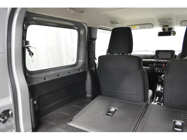 ジムニー XC 4WD LEDヘッドライト 新ジオランダーX-ATタイヤ 新マッドヴァンスAW シートヒーター キーレス ディスプレイオーディオ Bluetooth プッシュスタート ルーフキャリア リアラダー(30枚目)