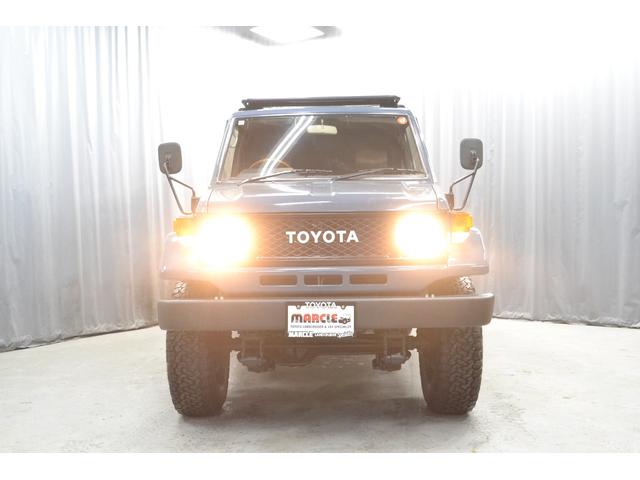 ランドクルーザー70 ZX ディーゼル オートマ ナローボディ リフトアップ ルーフキャリア 地デジナビ バックカメラ 2列目モニター キーレス シートカバー 輸出ホイール グッドリッチAT バンパーラプター塗装 1ナンバー(43枚目)