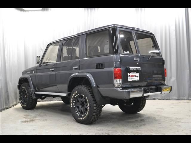 ランドクルーザープラド SXワイド ディーゼルターボ オートマ リフトアップ ワイドボディ オープンカントリーRTタイヤ ブラックシートカバー 地デジナビ ブルートゥース キーレス ETC リアヒーター 寒冷地 1ナンバー(10枚目)