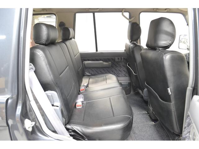 ランドクルーザープラド SXワイド ディーゼルターボ オートマ リフトアップ ワイドボディ オープンカントリーRTタイヤ ブラックシートカバー 地デジナビ ブルートゥース キーレス ETC リアヒーター 寒冷地 1ナンバー(21枚目)