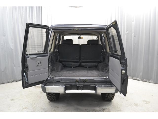 ランドクルーザープラド SXワイド ディーゼルターボ オートマ リフトアップ ワイドボディ オープンカントリーRTタイヤ ブラックシートカバー 地デジナビ ブルートゥース キーレス ETC リアヒーター 寒冷地 1ナンバー(30枚目)