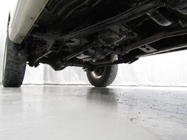 ランドベンチャー 4WD オートマ リフトアップ DVDコンポ キーレス(26枚目)