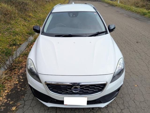 V40 クロスカントリー T5 AWD 衝突被害軽減ブレーキ 前後ソナー付 BLIS バックカメラ アダプティブクルーズ アイシン6速AT レザーパワーシート シートヒーター Bluetooth 純正ナビTV ETC スペアキー有(8枚目)